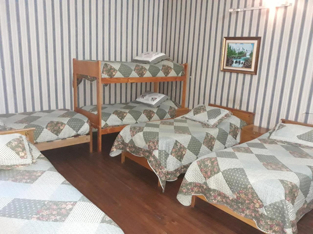 Residencial Praga Hostel - Santiago — Photos 3